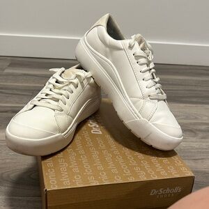 Dr. Scholl's Cream Sneakers